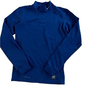 Nike Dri-Fit Boys Size large Color Blue